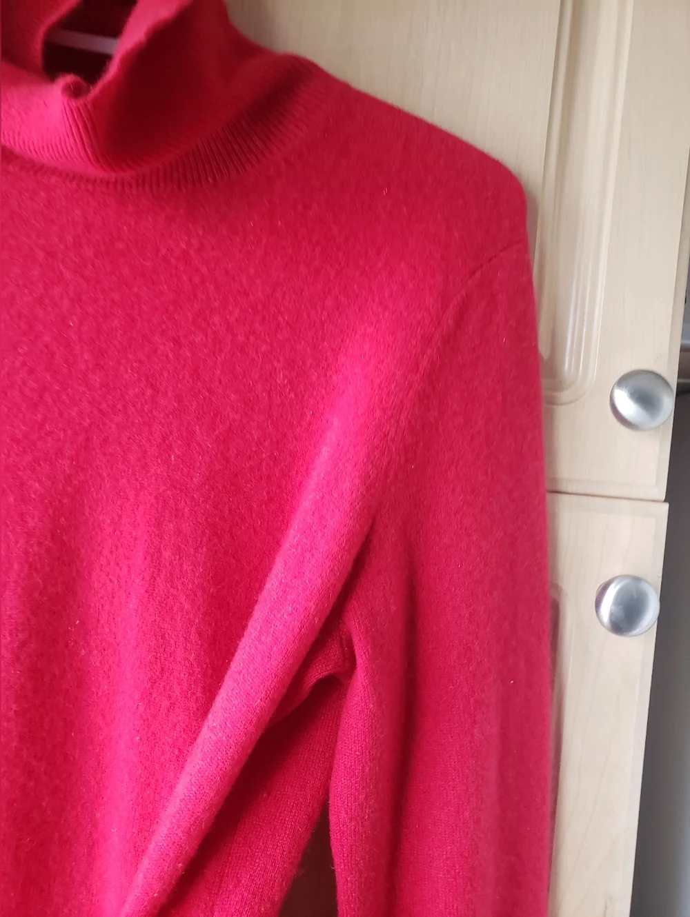 Lands' End 100% Cashmere Red Turtleneck Sweater 6/8 - Picture 3 of 8